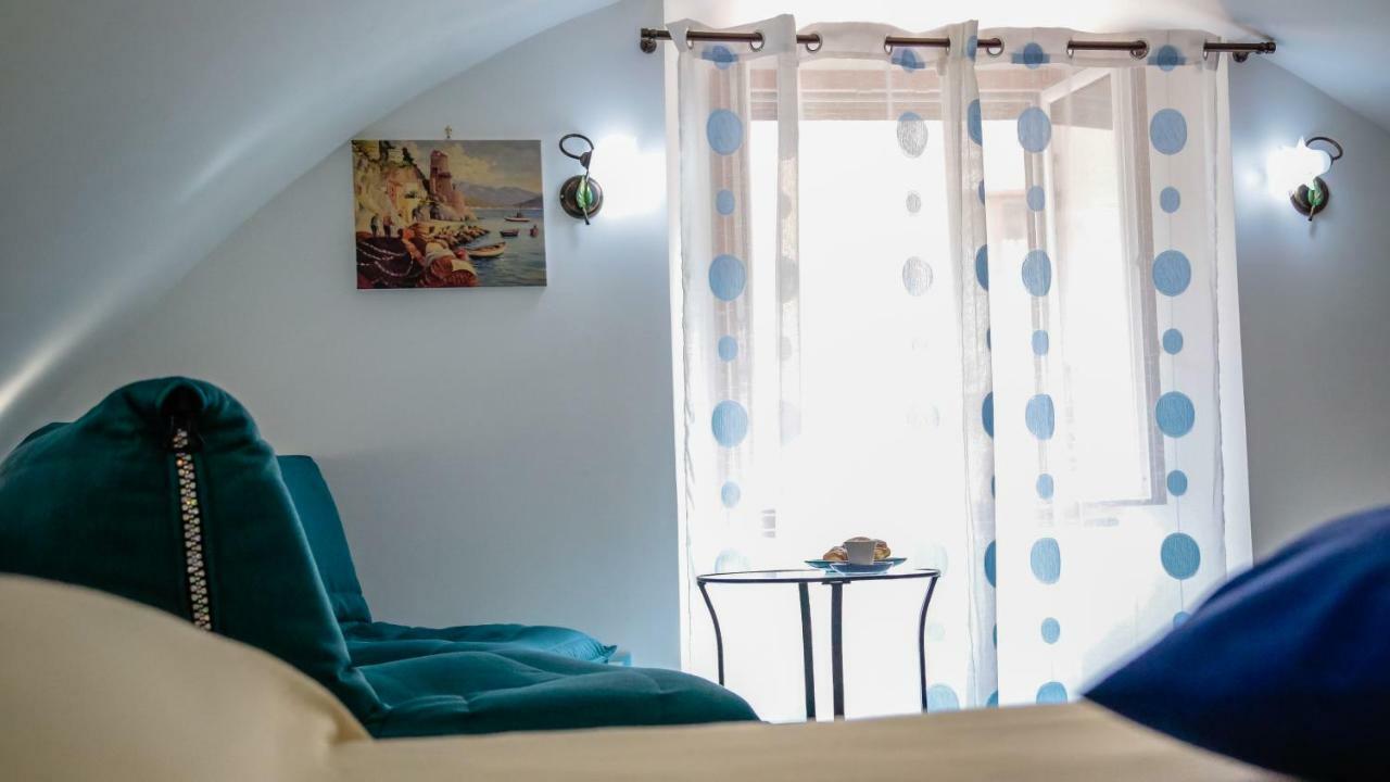 La Mostra Boutique Apartment Майори Екстериор снимка
